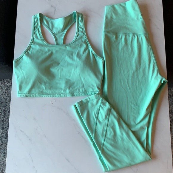 Halio Pants & Jumpsuits Halio Workout Set Size M Mint Green Poshmark